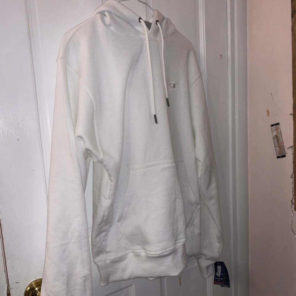 BRAND NEW CHAMPION HOODIE